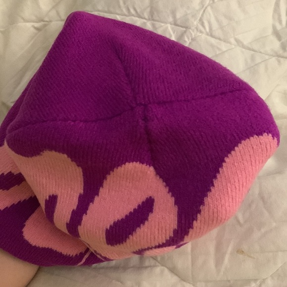 Mea Culpa beanie in purple and pink color way NWOT - Picture 4 of 5
